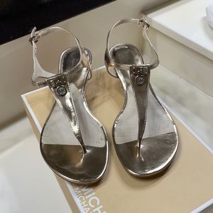 Champagne metallic sandal